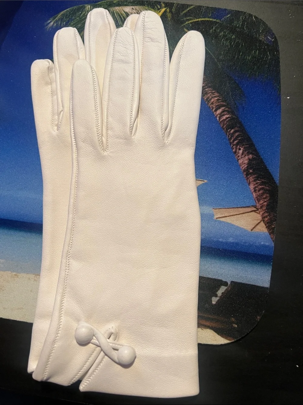 Vintage Italian, leather White Women's Dress Gloves